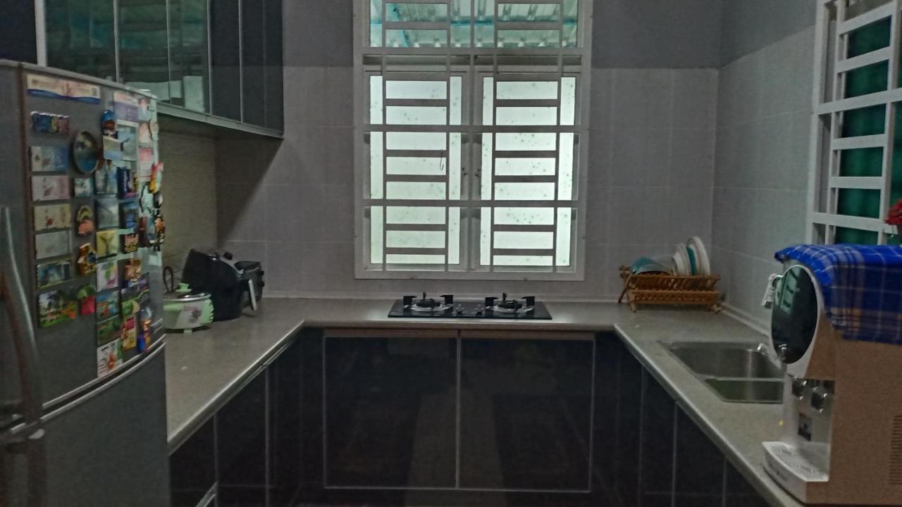 Illa Bella Homestay Jasin المظهر الخارجي الصورة